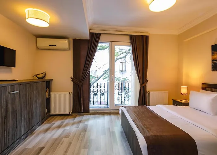 Taksimdays מלון 2*